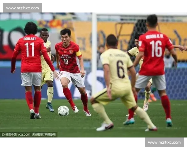 恒大对阵巴萨引发世界足坛焦点碰撞掀起中西豪门较量新话题热议潮